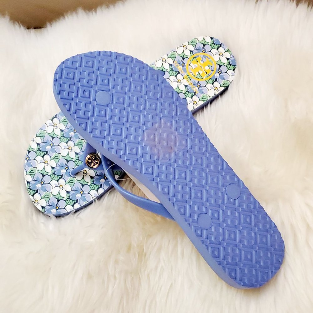 Tory Burch Flip-Flops Sandals - Picture 7 of 7